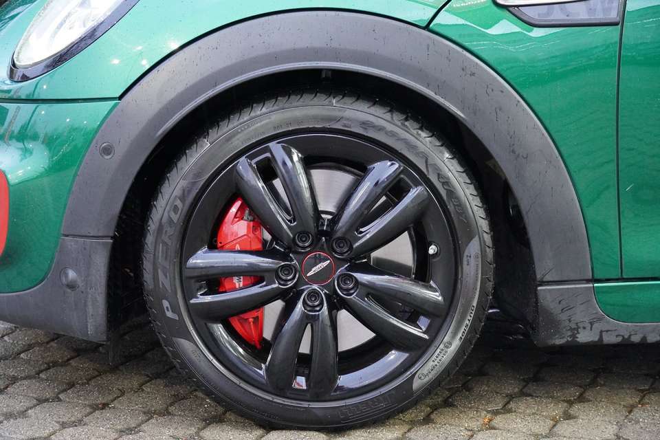 MINI John Cooper Works Clubman - Imagem 8