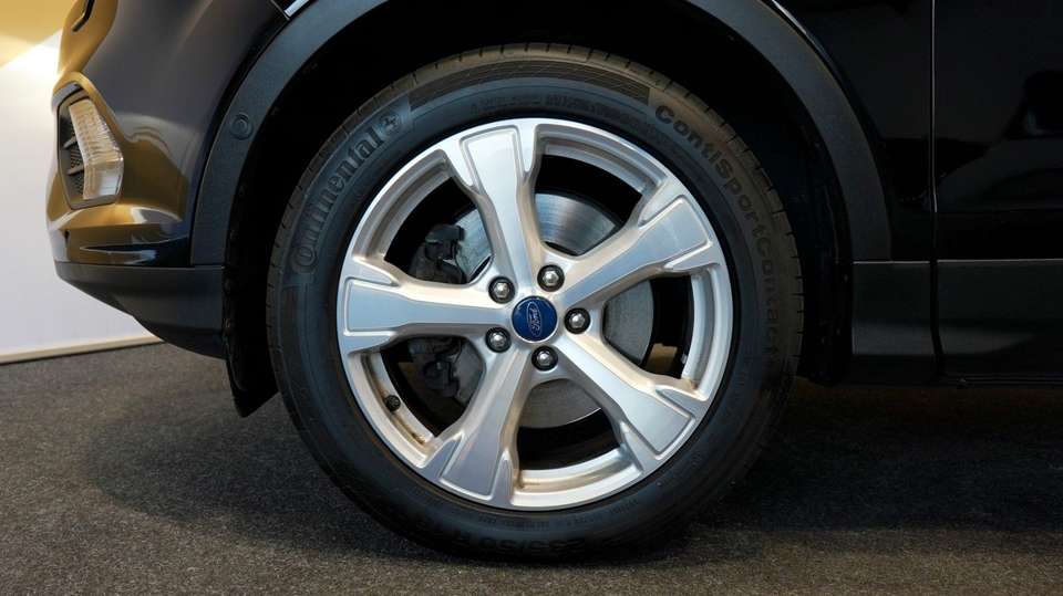 Ford Kuga - Imagem 9