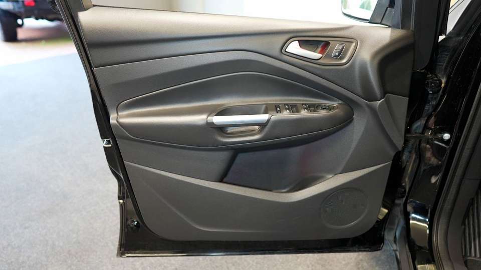 Ford Kuga - Imagem 10