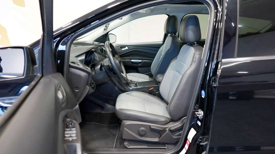 Ford Kuga - Imagem 11