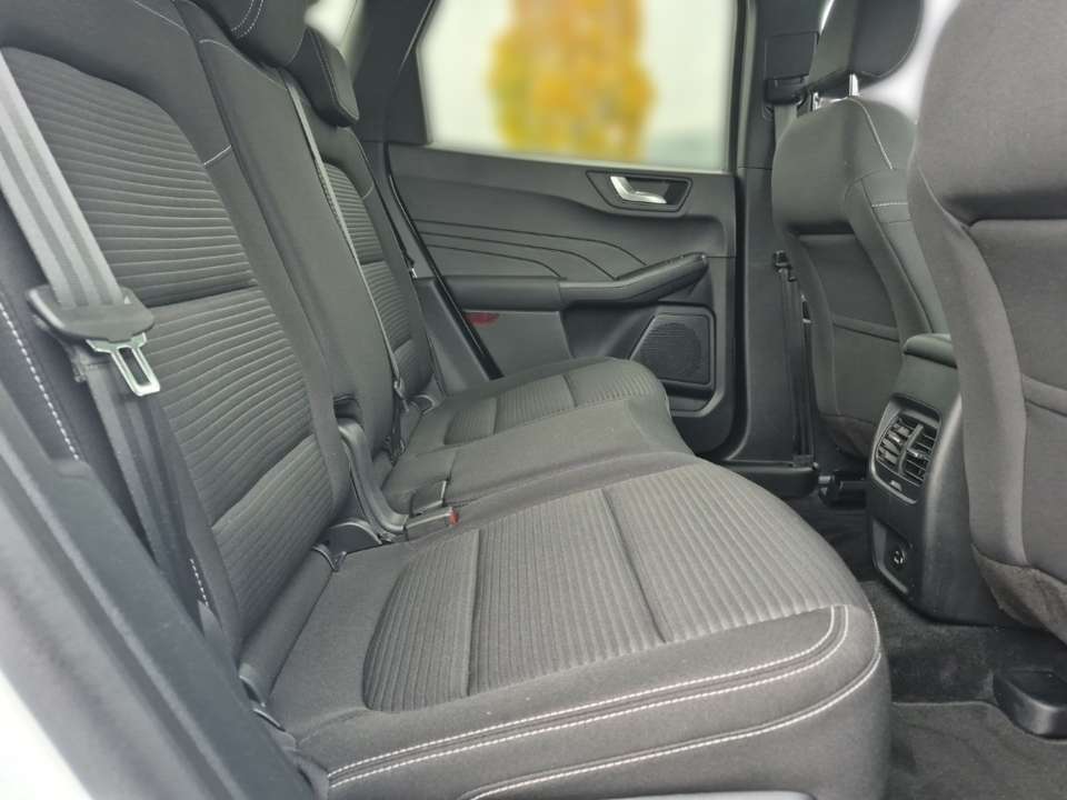 Ford Kuga - Imagem 12