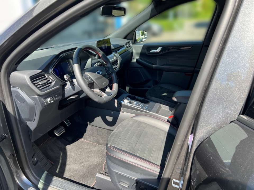 Ford Kuga - Imagem 10