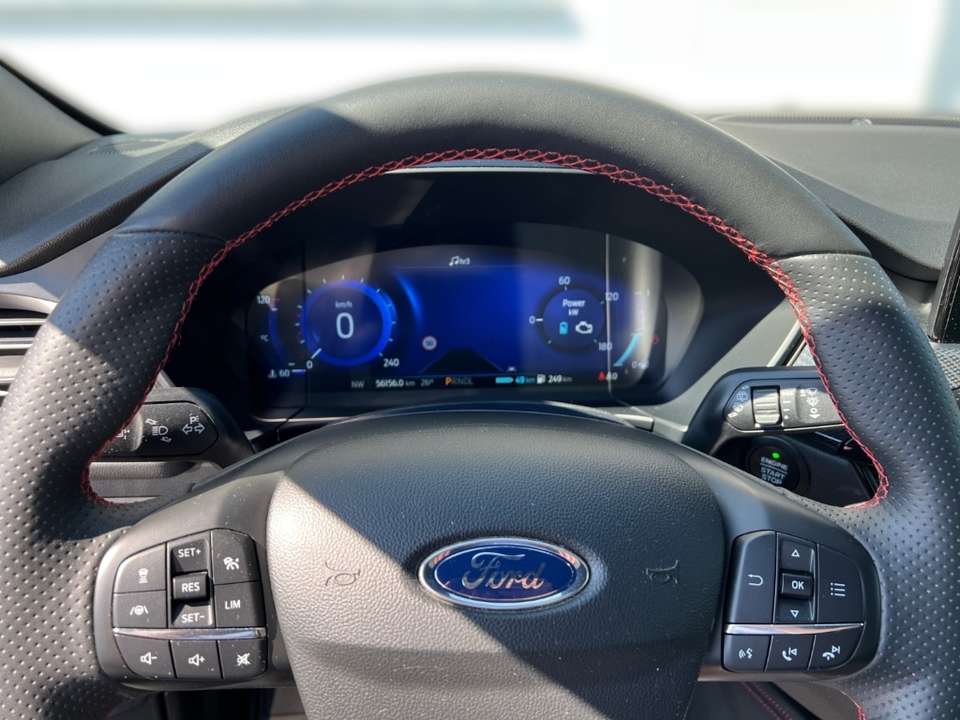 Ford Kuga - Imagem 13