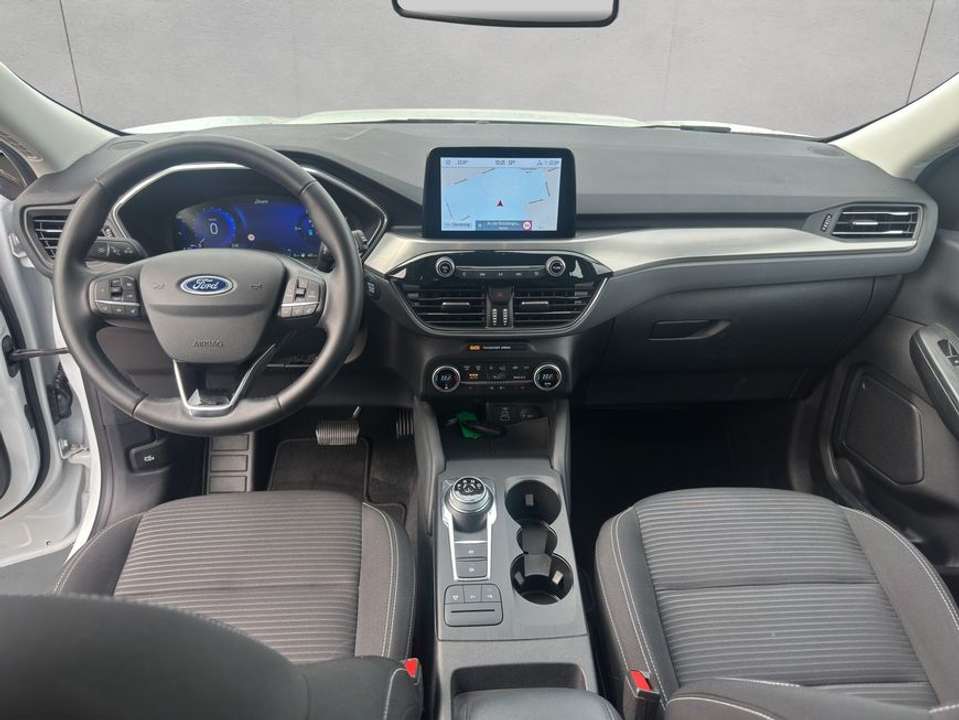 Ford Kuga - Imagem 13