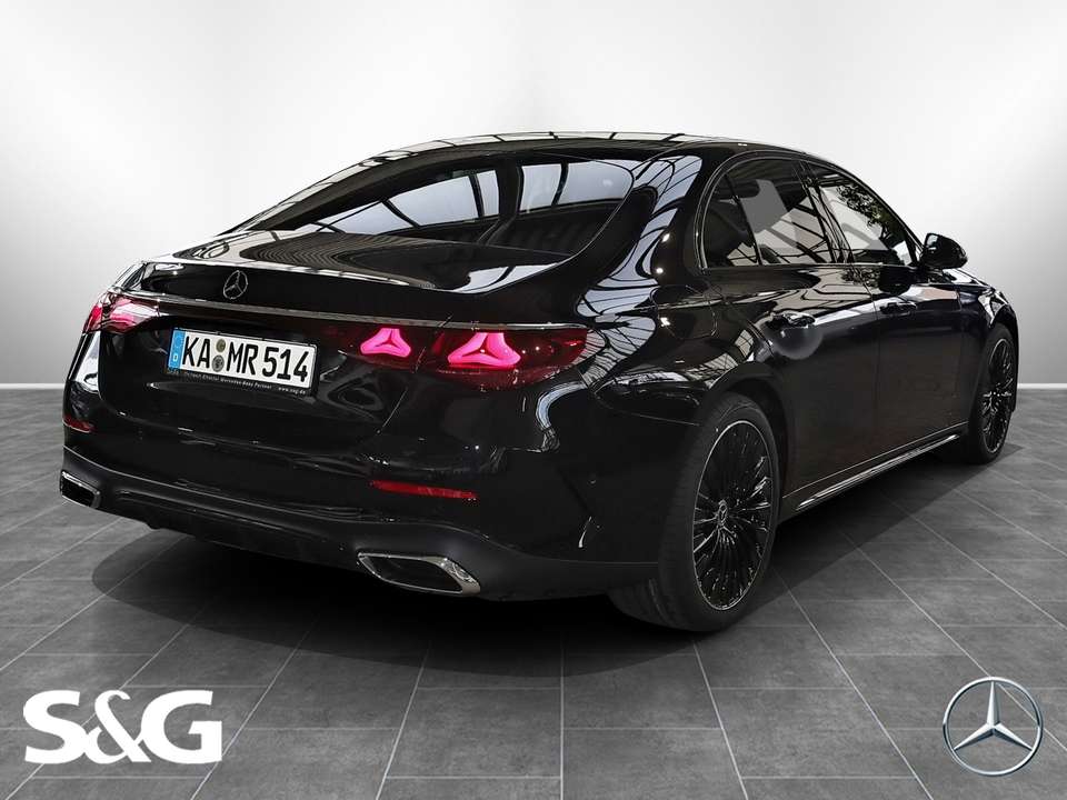 Mercedes-Benz E 220 - Imagem 2