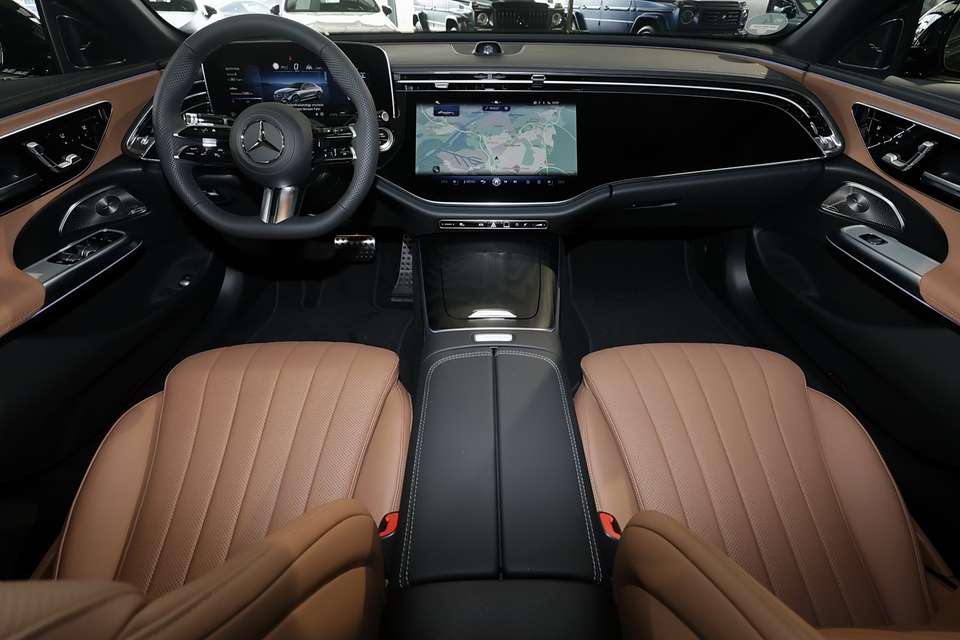 Mercedes-Benz E 220 - Imagem 5