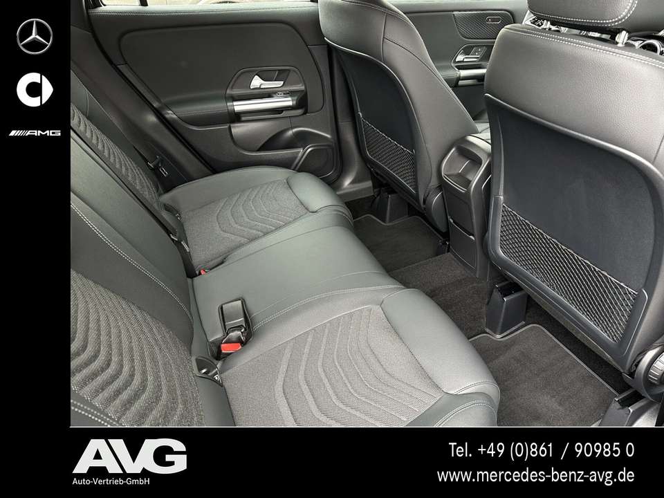 Mercedes-Benz GLA 180 - Imagem 15