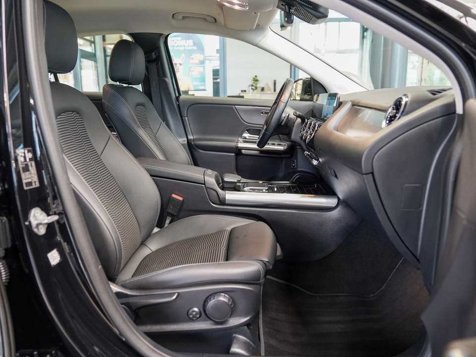 Mercedes-Benz GLA 220 - Imagem 9