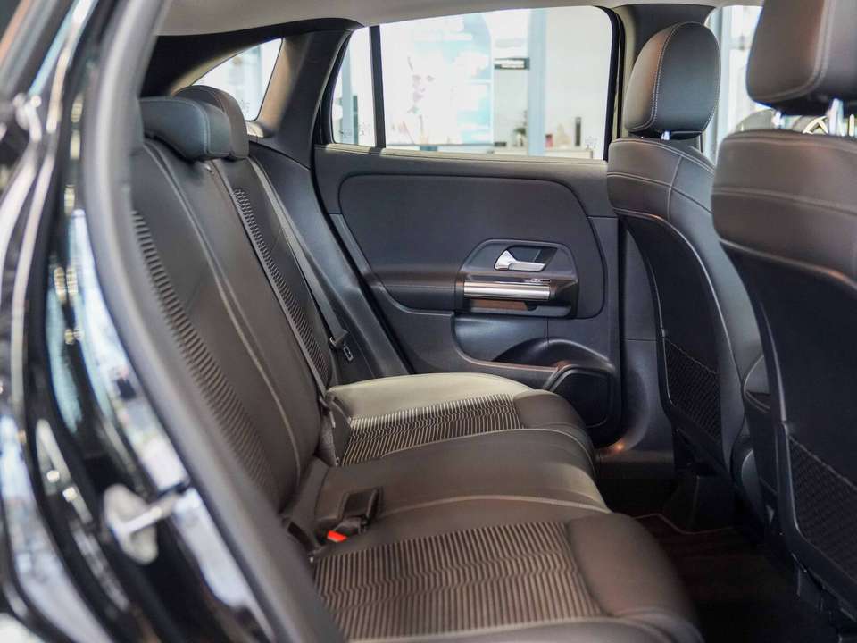 Mercedes-Benz GLA 220 - Imagem 10