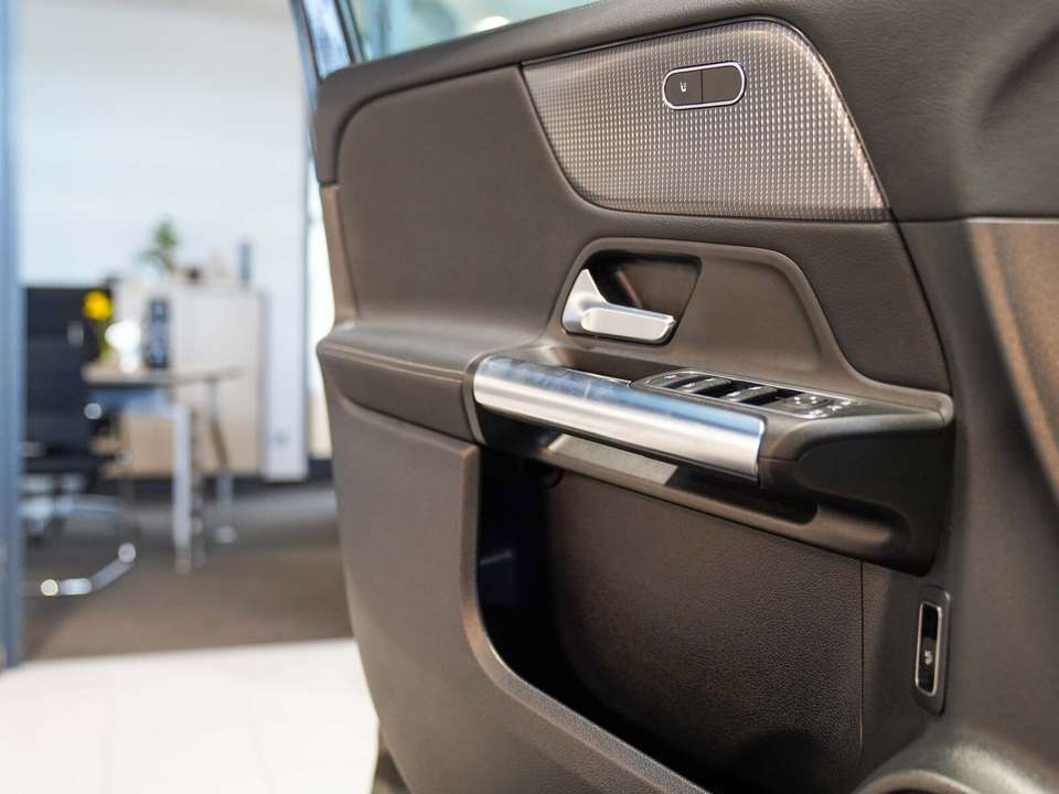 Mercedes-Benz GLA 220 - Imagem 13