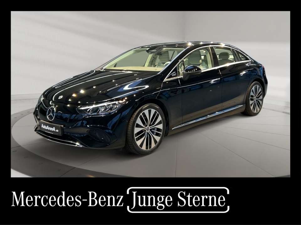 Mercedes-Benz EQE 300 - Imagem 1