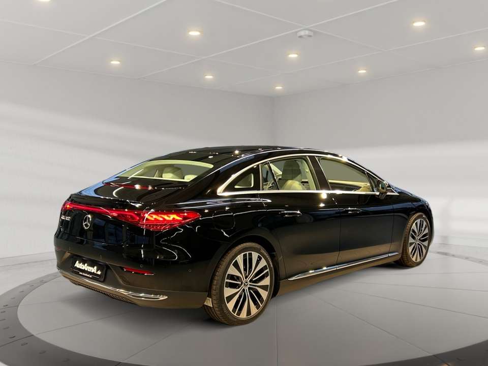 Mercedes-Benz EQE 300 - Imagem 4