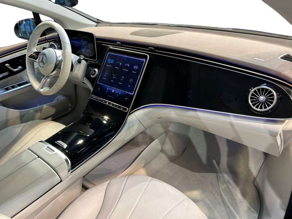 Mercedes-Benz EQE 300 - Imagem 5