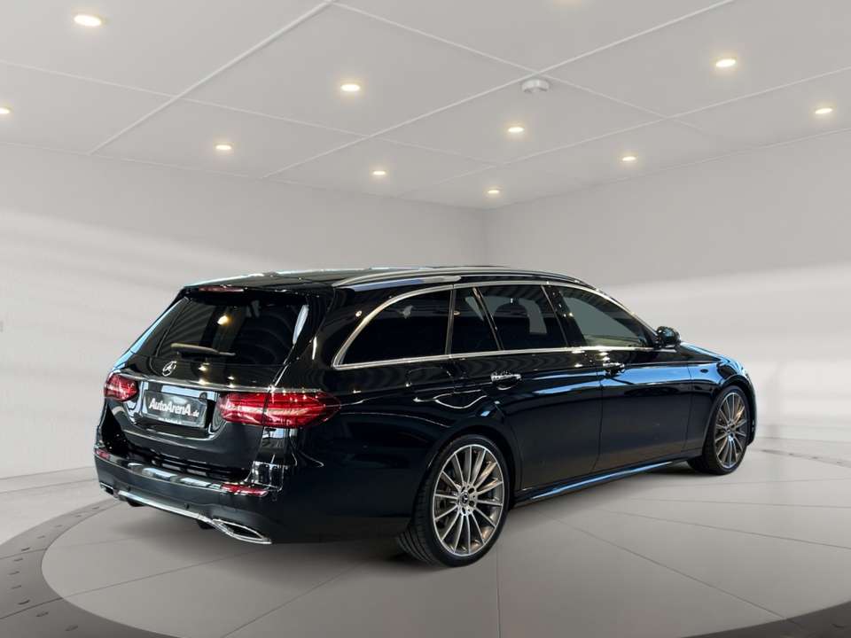 Mercedes-Benz E 220 - Imagem 3