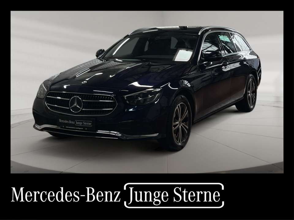 Mercedes-Benz E 220 - Imagem 1