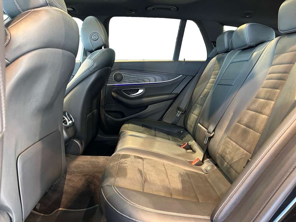 Mercedes-Benz E 220 - Imagem 8