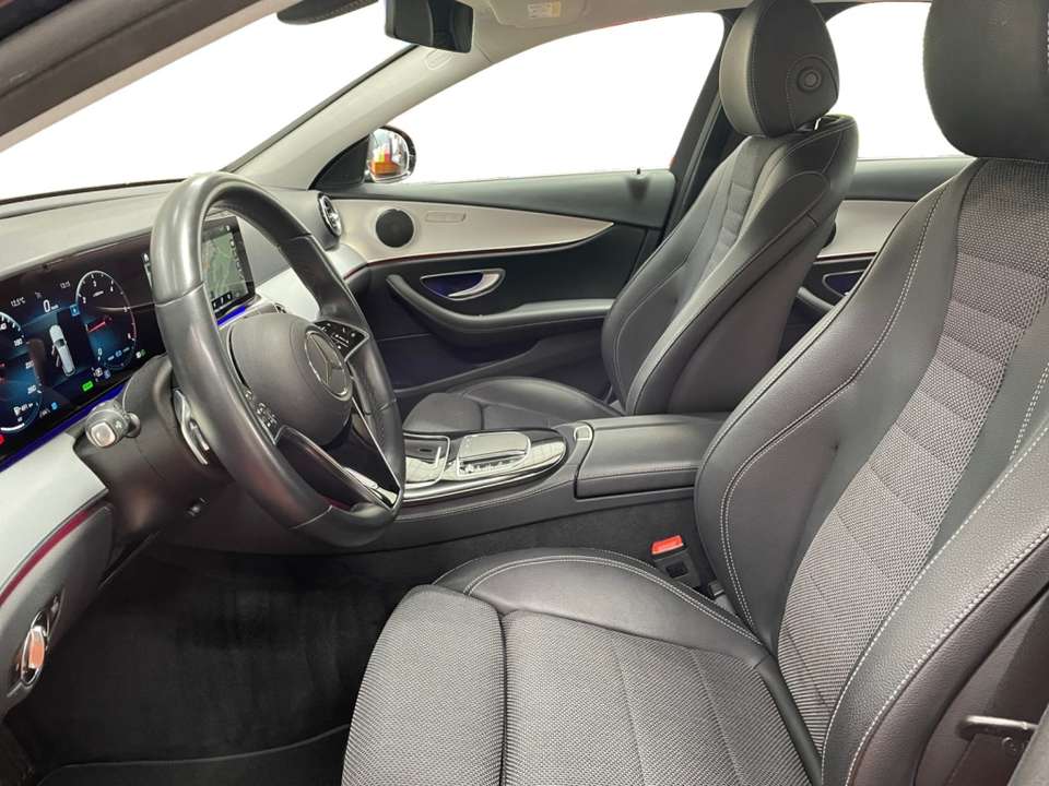 Mercedes-Benz E 220 - Imagem 6