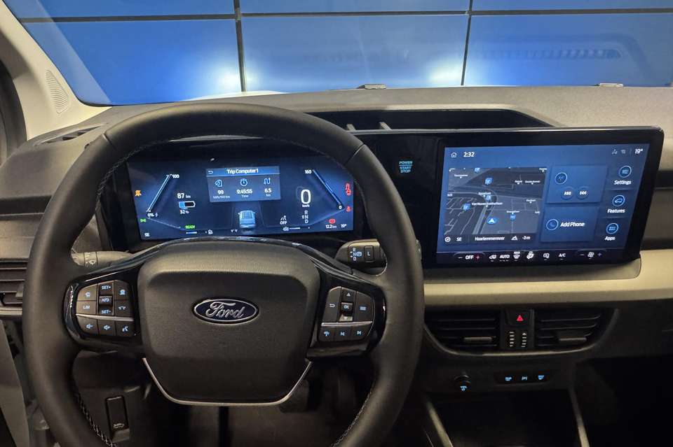 Ford Transit Courier - Imagem 7