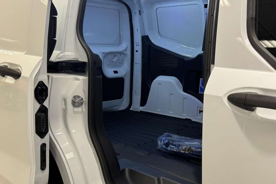 Ford Transit Courier - Imagem 11