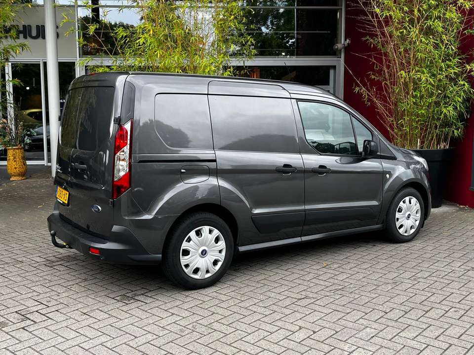 Ford Transit Connect - Imagem 11