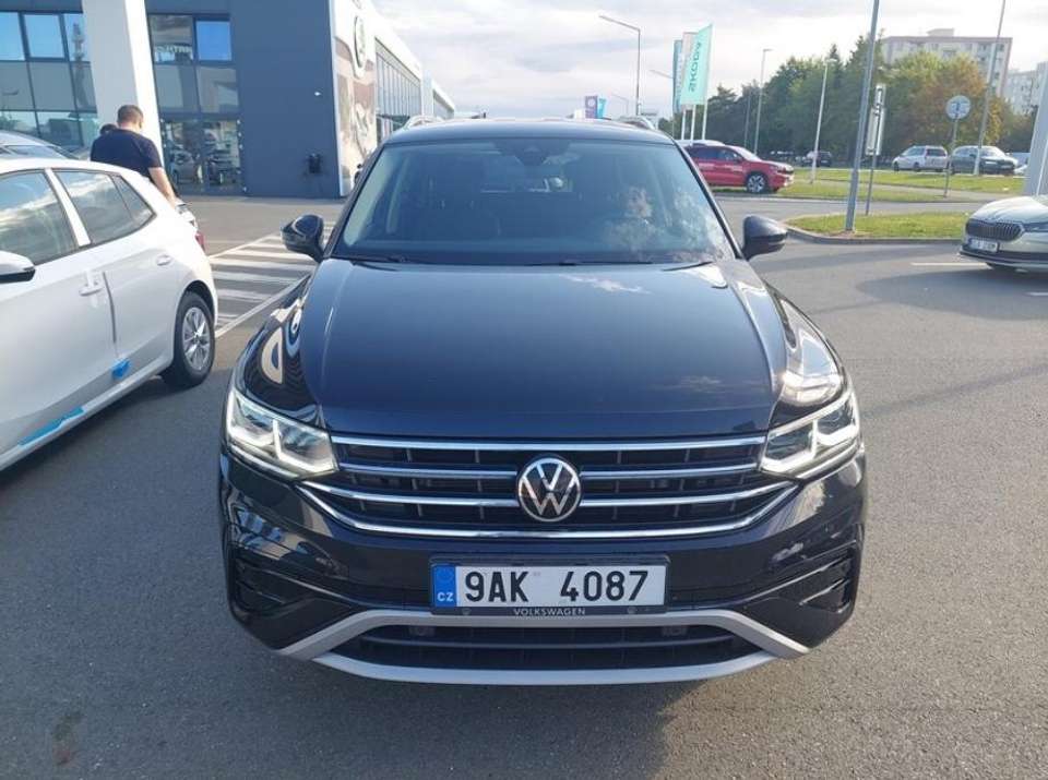 Volkswagen Tiguan Allspace - Imagem 5