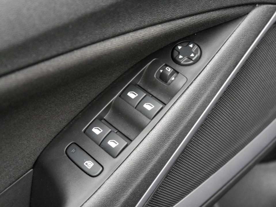 Opel Crossland - Imagem 12