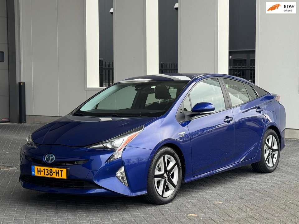 Toyota Prius - Imagem 1