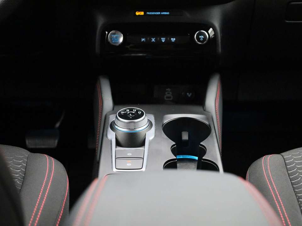 Ford Kuga - Imagem 10