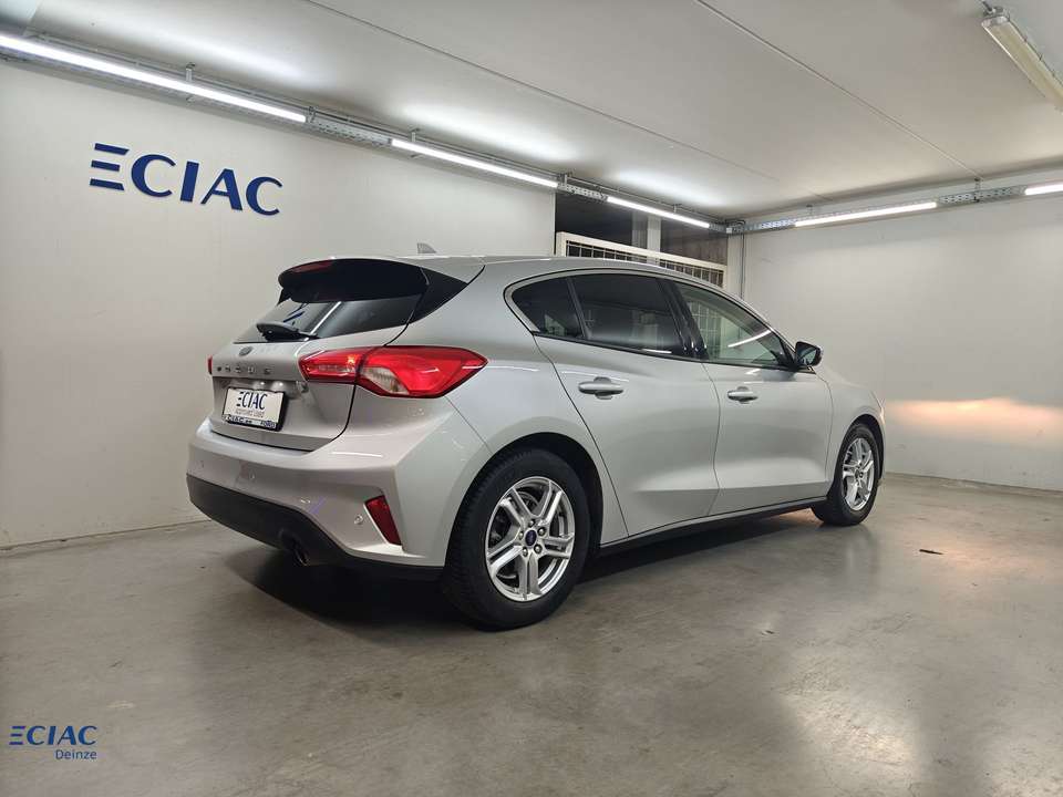 Ford Focus - Imagem 10