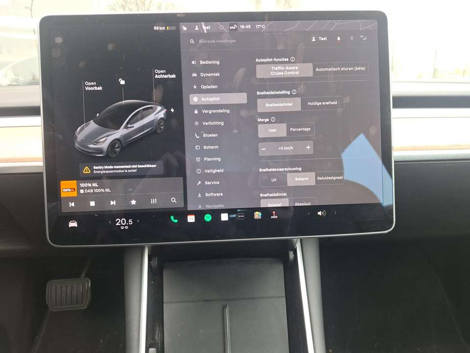 Tesla Model 3 - Imagem 16