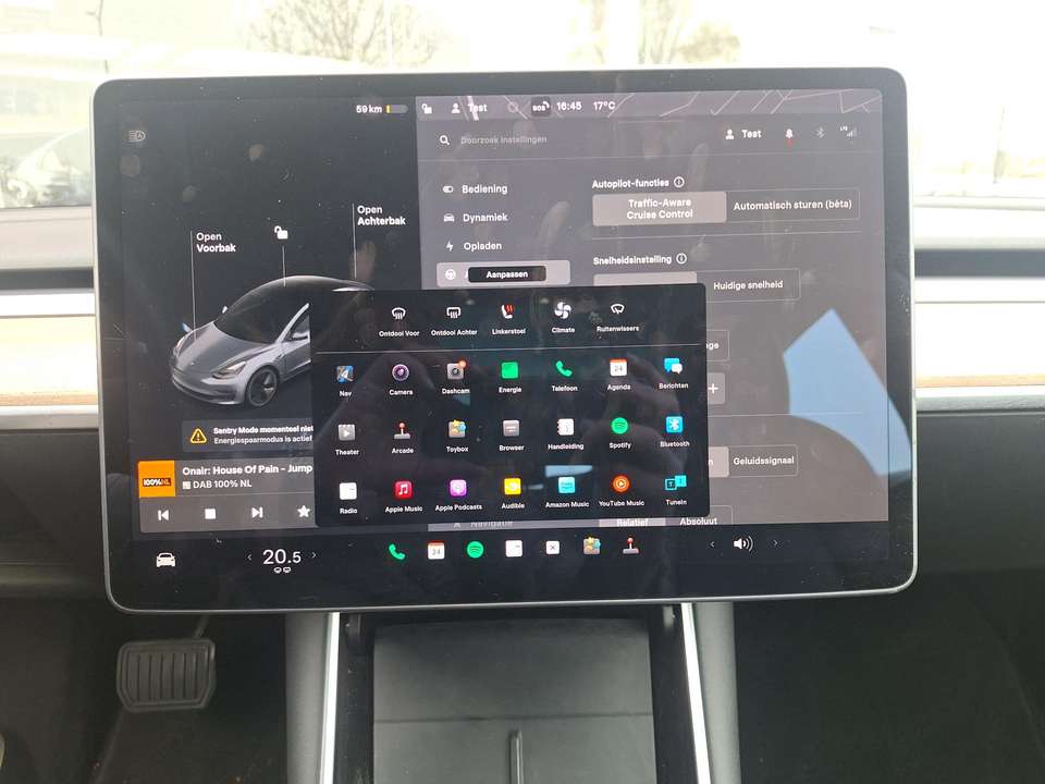 Tesla Model 3 - Imagem 17