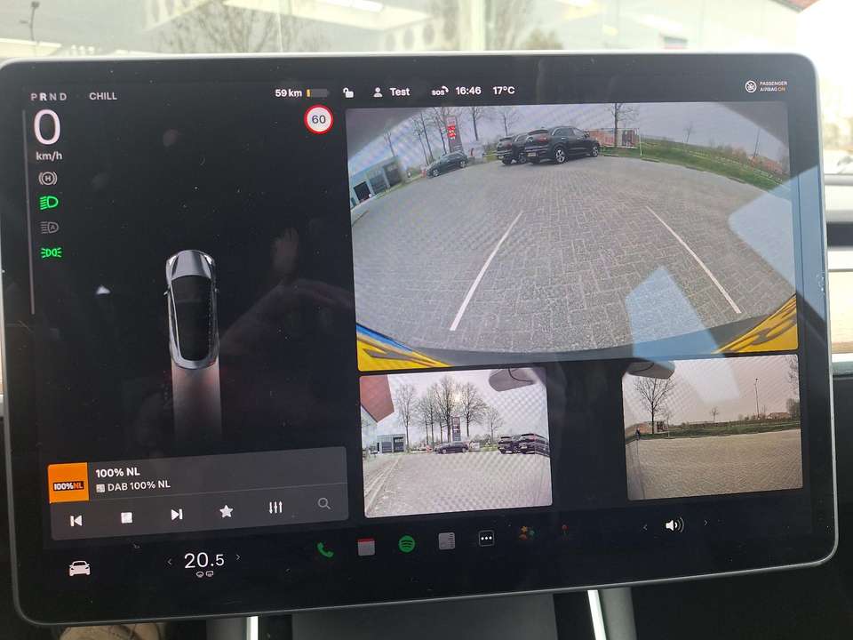 Tesla Model 3 - Imagem 18