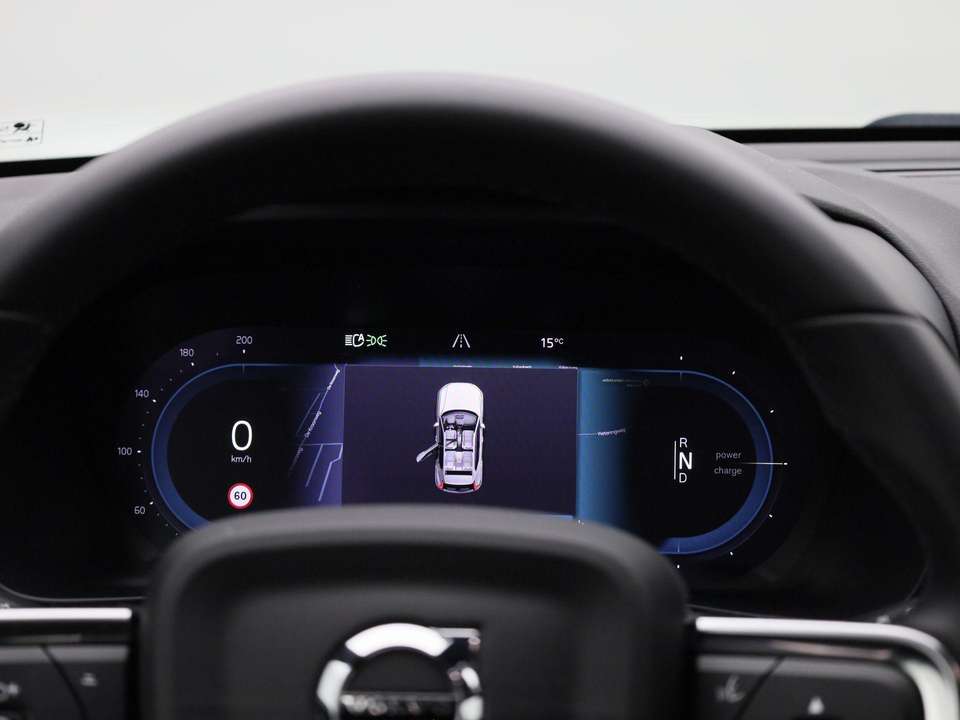 Volvo XC40 - Imagem 8