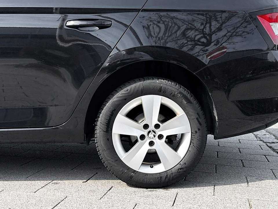 Skoda Fabia - Imagem 9