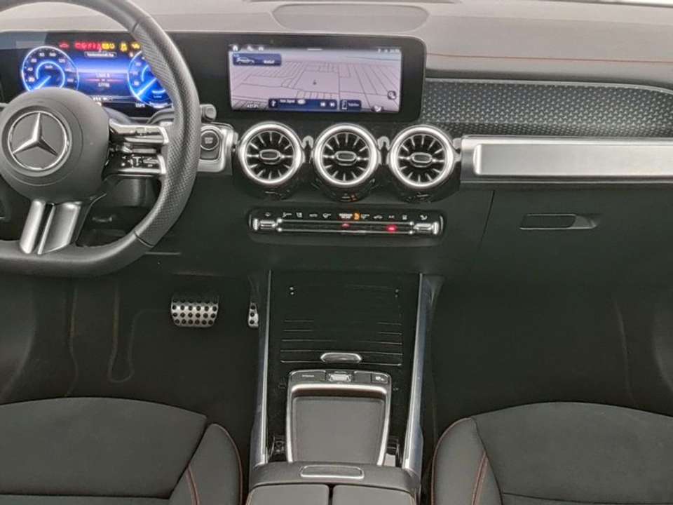 Mercedes-Benz EQB 250 - Imagem 4