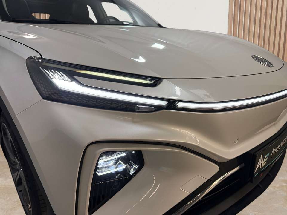 MG Marvel R - Imagem 4