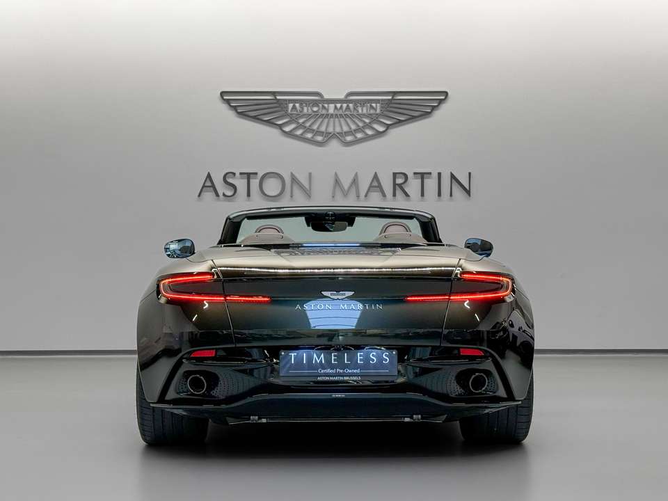 Aston Martin DB12 - Imagem 6
