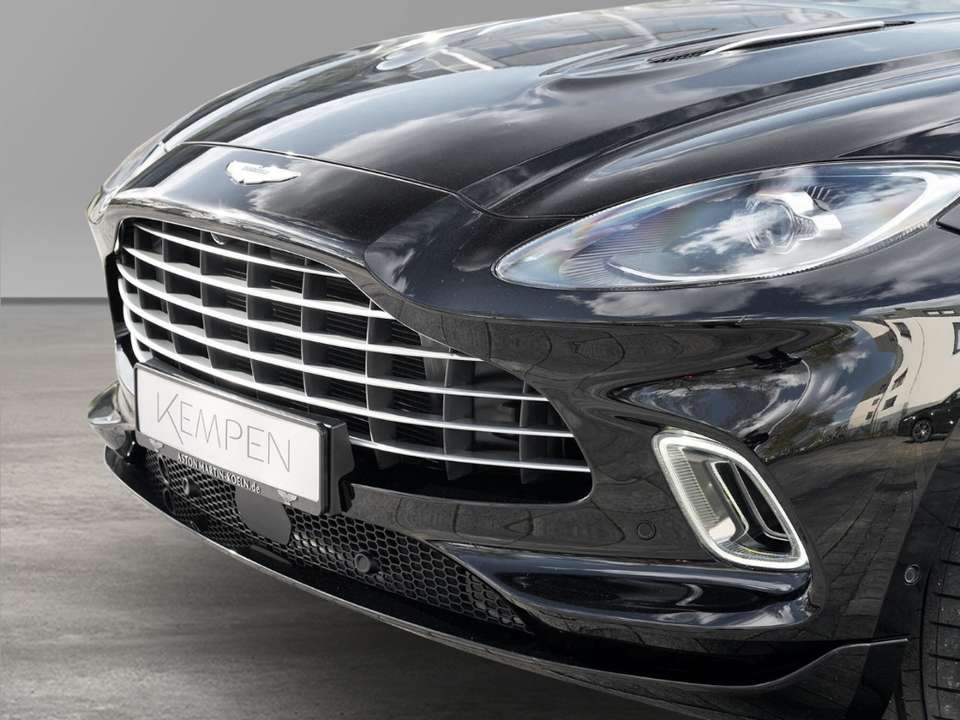 Aston Martin DBX - Imagem 10