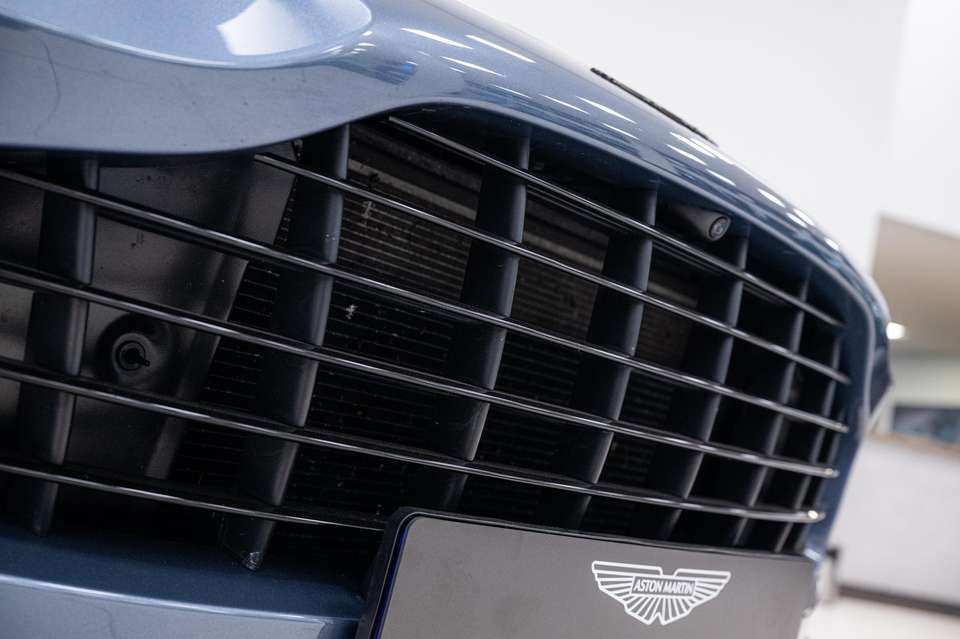 Aston Martin DBX - Imagem 8