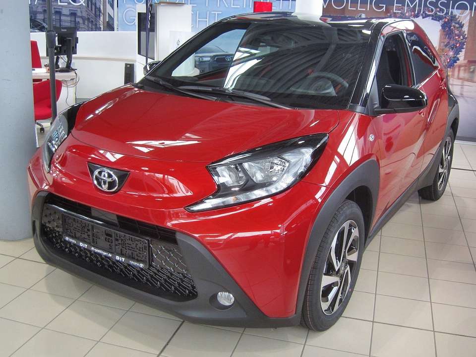 Toyota Aygo X - Imagem 2