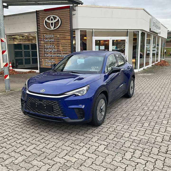 Lexus LBX - Imagem 2