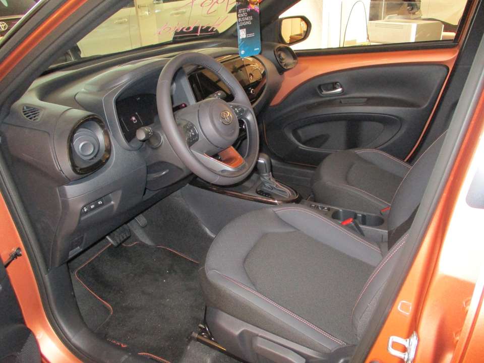 Toyota Aygo X - Imagem 8