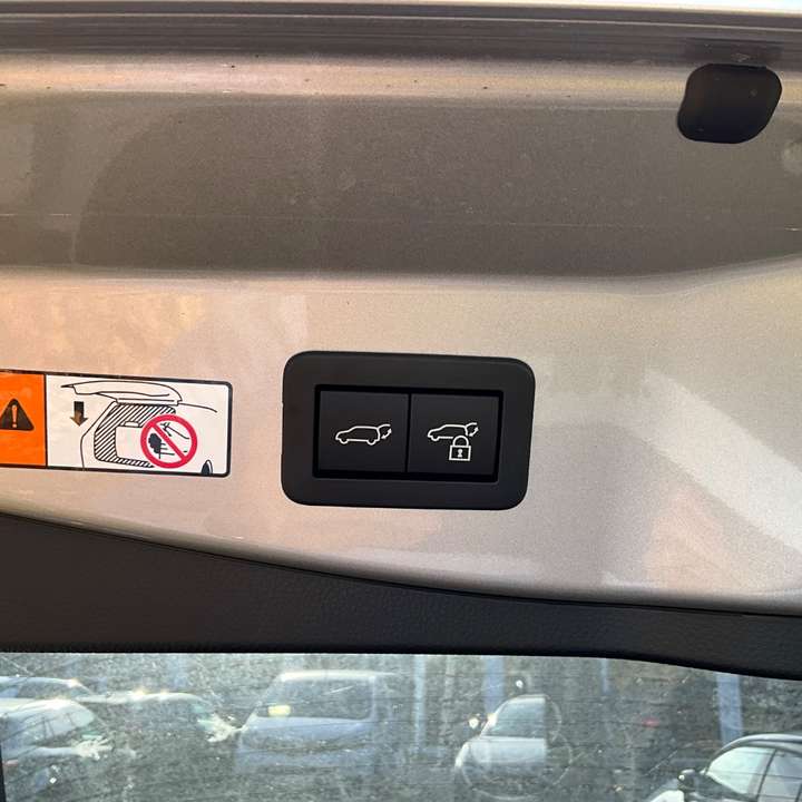 Toyota C-HR - Imagem 8