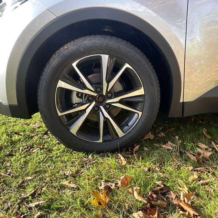 Toyota C-HR - Imagem 9