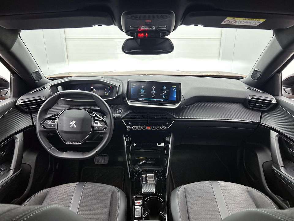 Peugeot e-2008 - Imagem 11