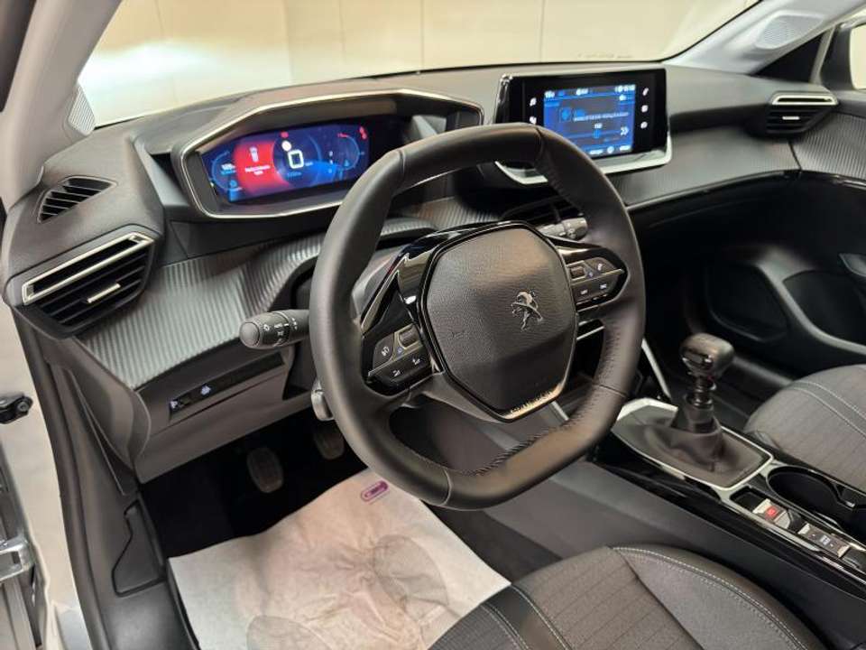 Peugeot 208 - Imagem 20