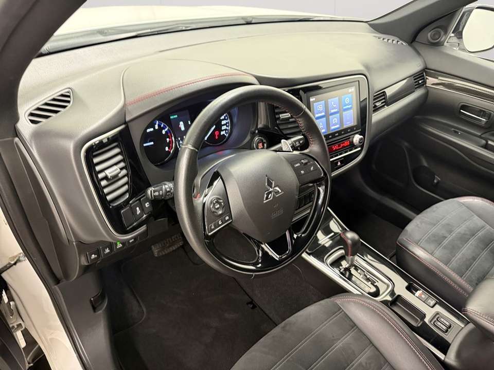 Mitsubishi Outlander - Imagem 6