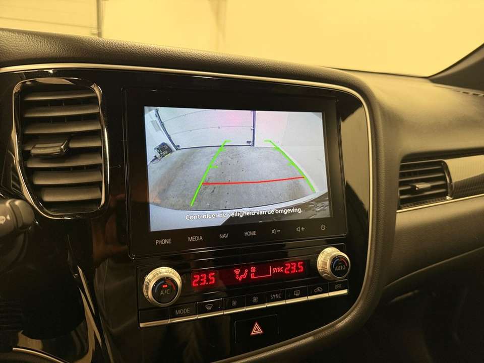 Mitsubishi Outlander - Imagem 9