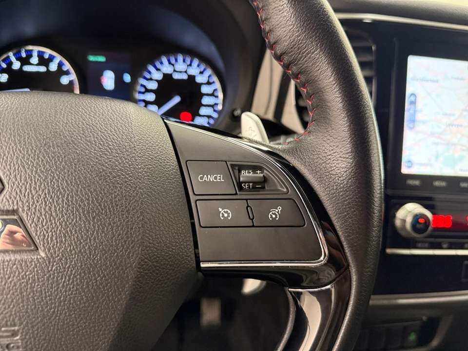 Mitsubishi Outlander - Imagem 13