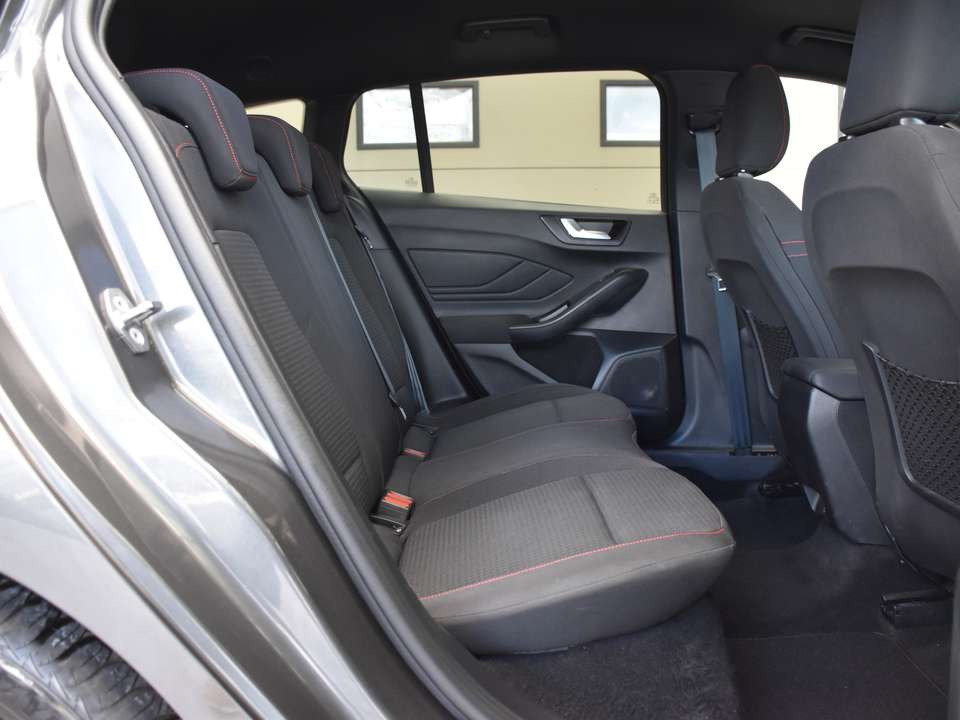 Ford Focus - Imagem 12